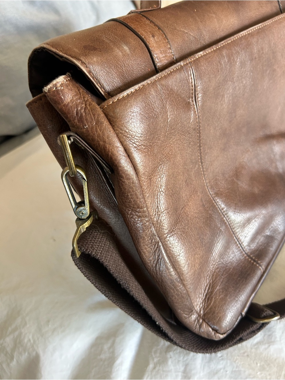 Samsonite Vintage Two-tone Brown Leather Flap-Over Messenger Bag Briefcase - Picture 4 of 16